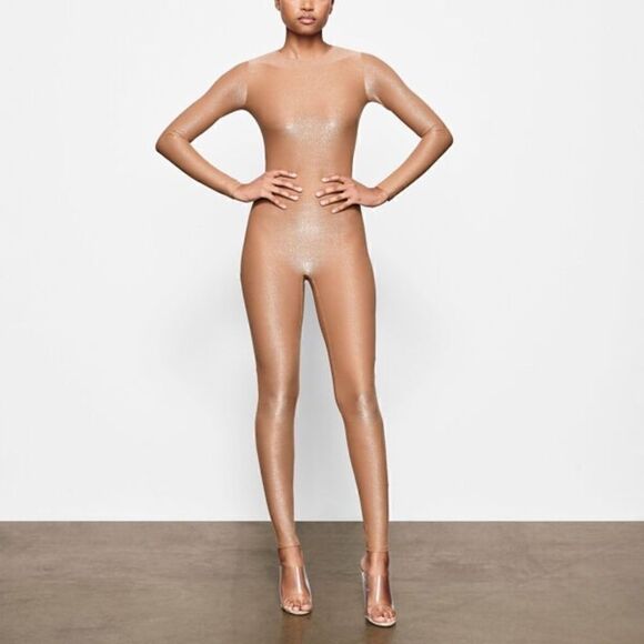 NWT SKIMS Shimmer Catsuit in Copper - Picture 4 of 9